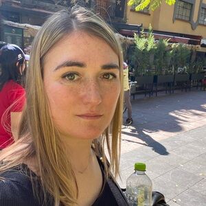 Meet your Posher, Laura